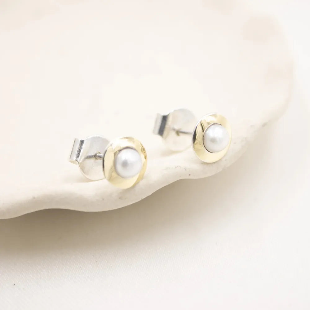 Aretes plata  perla natural y lámina de oro 18K