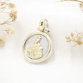 Dije Virgen del Carmen en nácar plata 950 laminado en Oro 18K