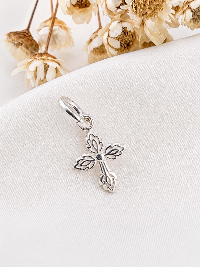 DIJE DE CRUZ DE PLATA