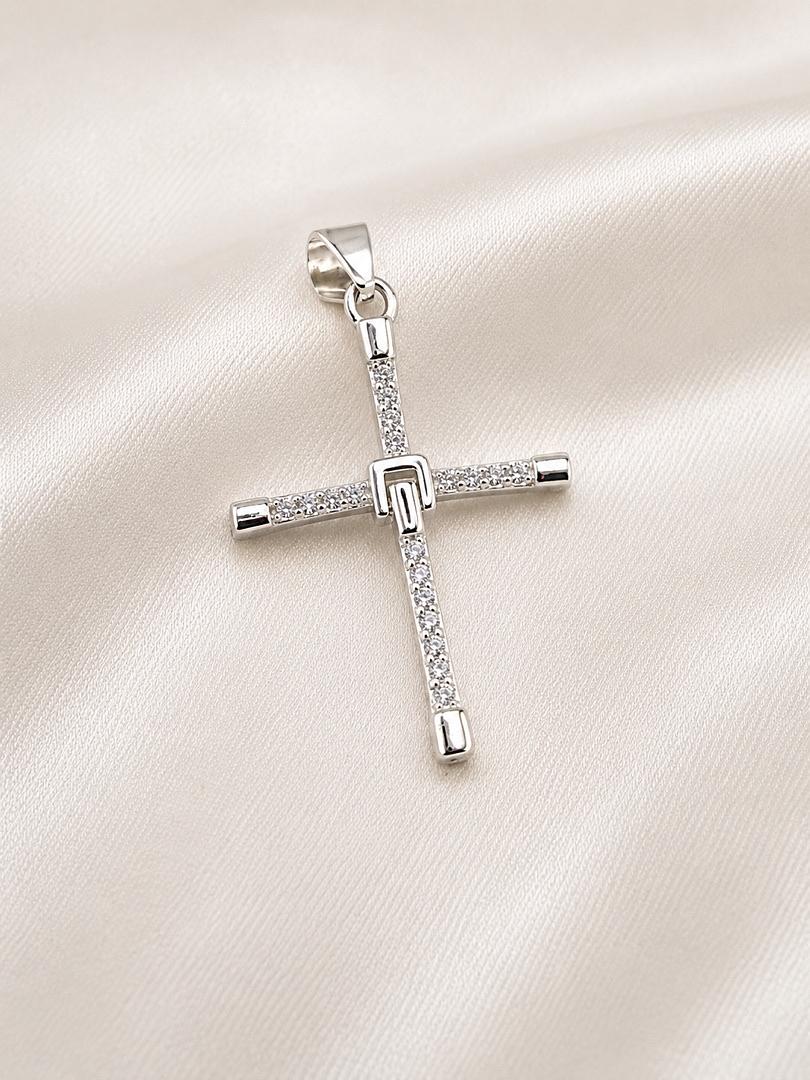 Dije de plata de cruz