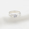 ANILLO DE COMPROMISO DE PLATA