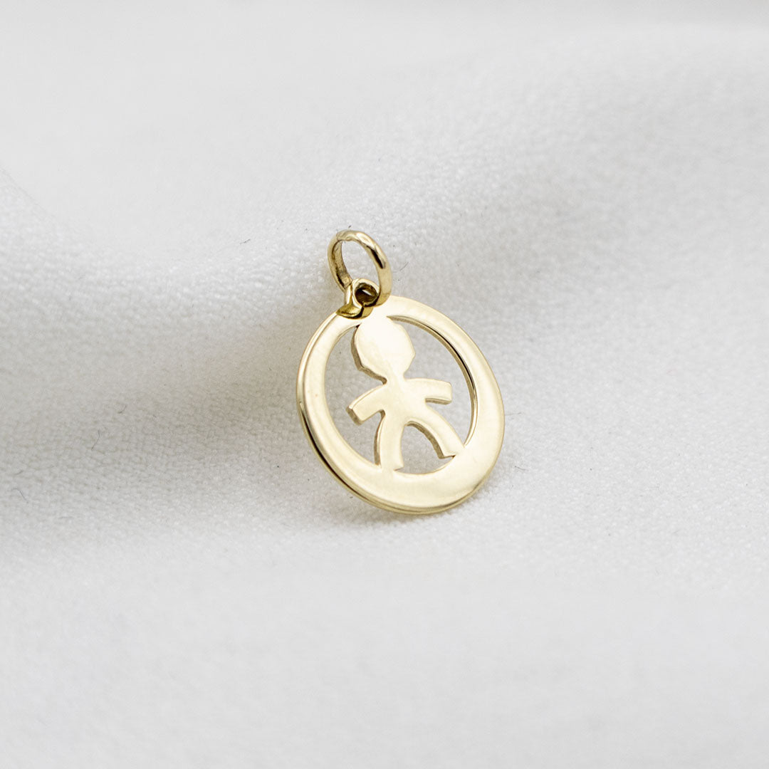 DIJE DE NIÑO EN ORO