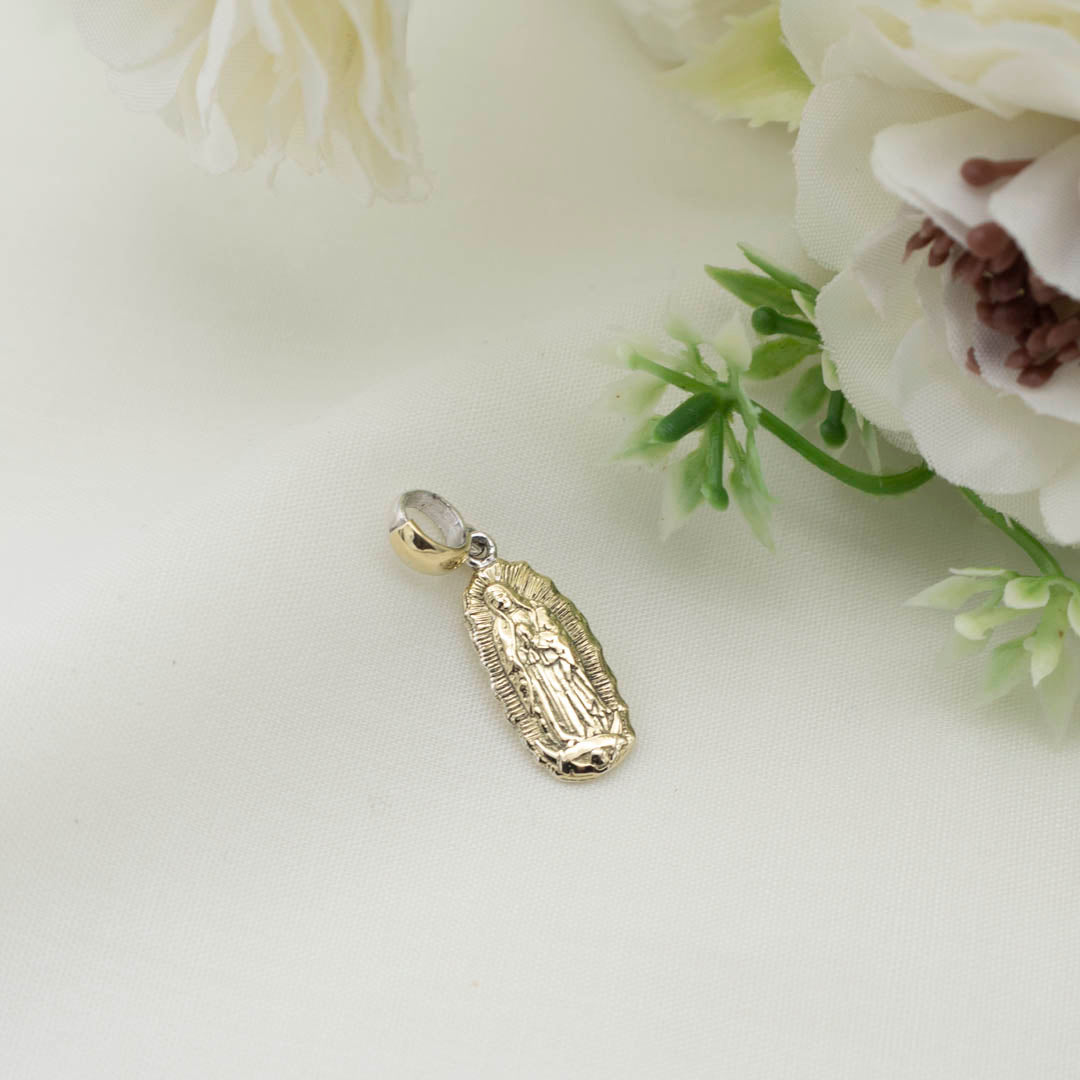 DIJE DE PLATA LAMINADO EN ORO VIRGEN DE GUADALUPE