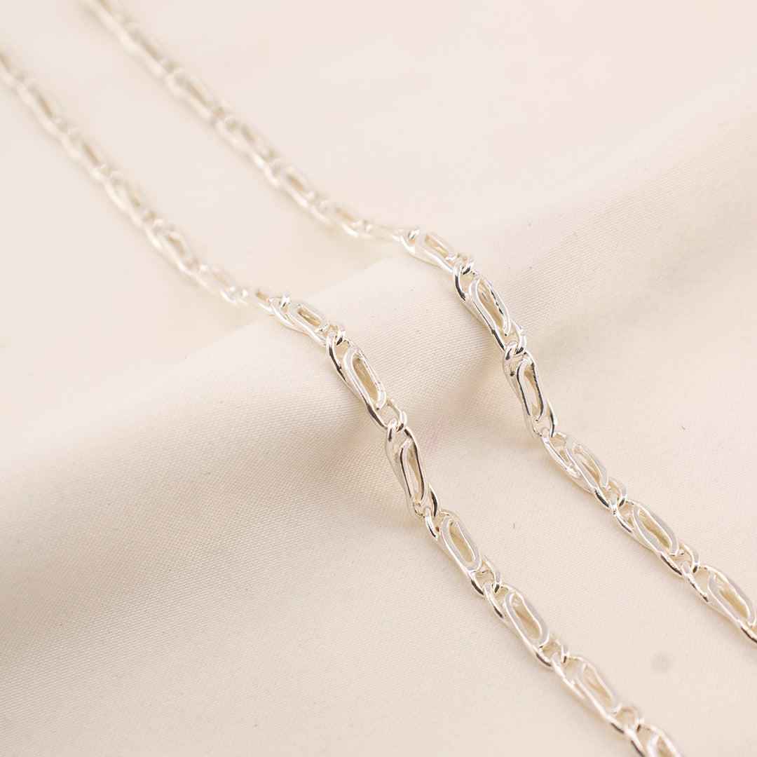 Cadena de plata
