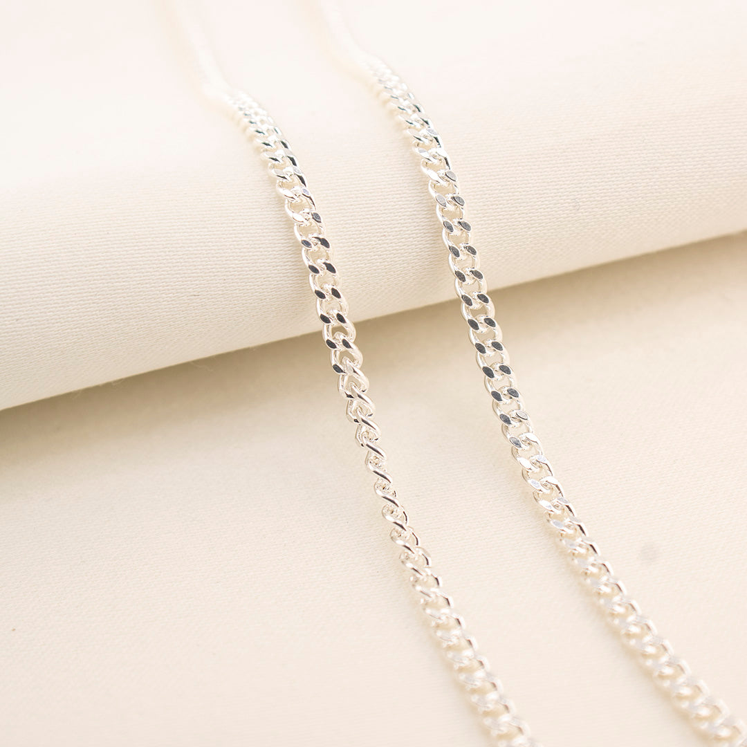 Cadena de plata