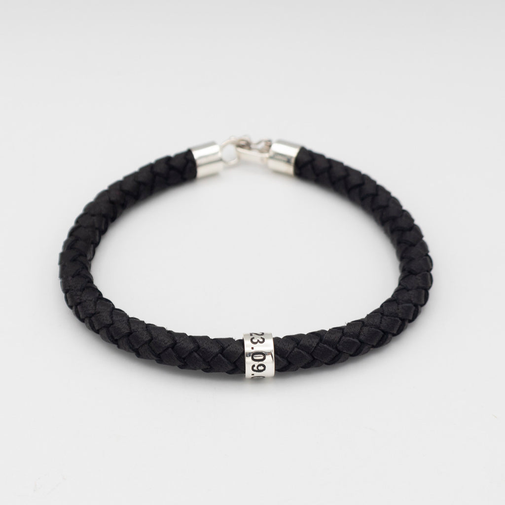 PULSERA DE CUERO CON PLATA