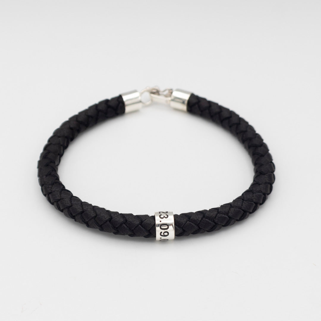 PULSERA DE CUERO CON PLATA