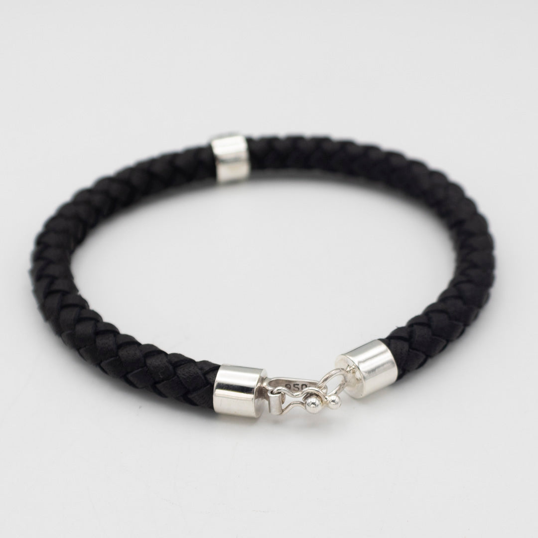 PULSERA DE CUERO CON PLATA