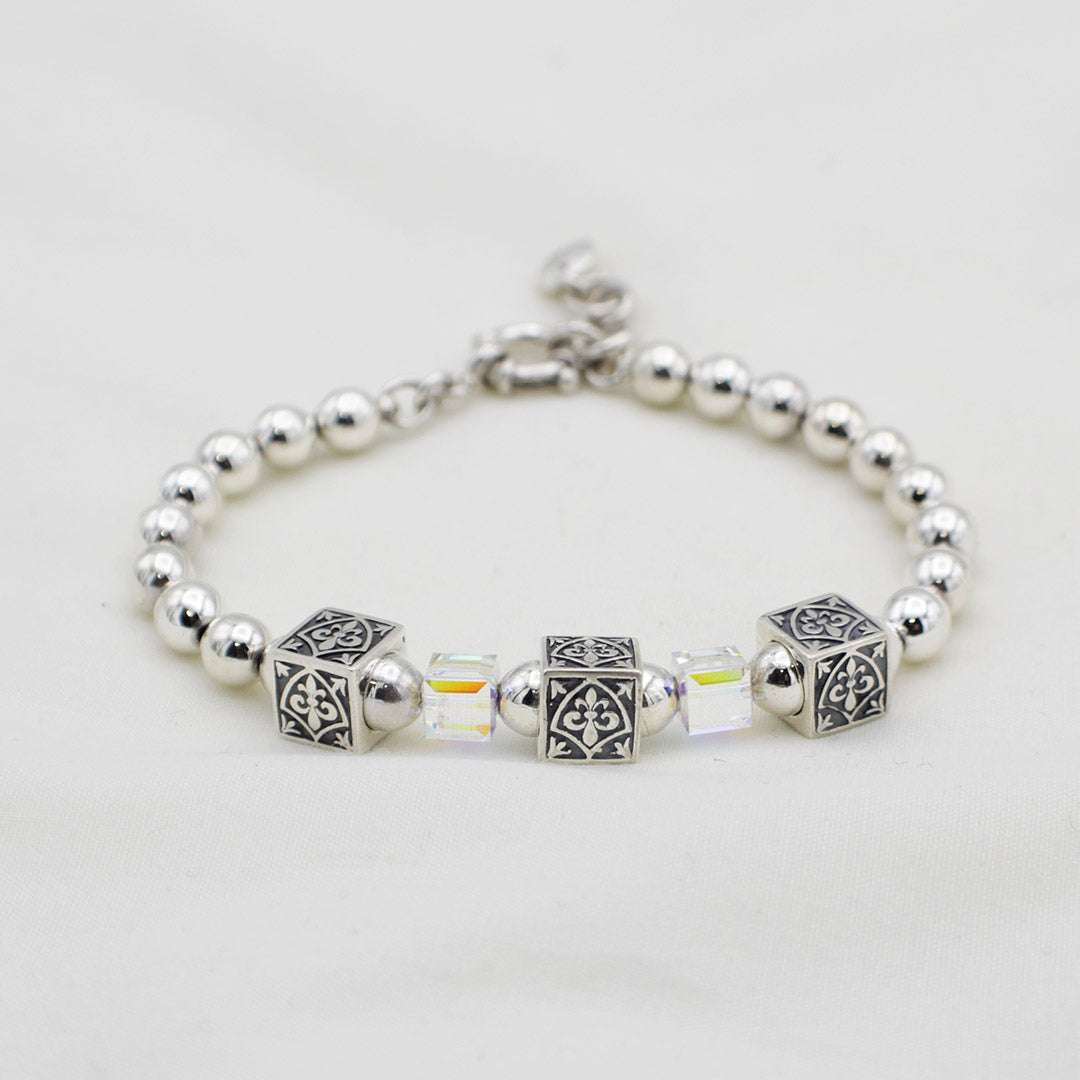 Pulsera de plata con cristales