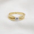 ANILLO DE COMPROMISO DE ORO