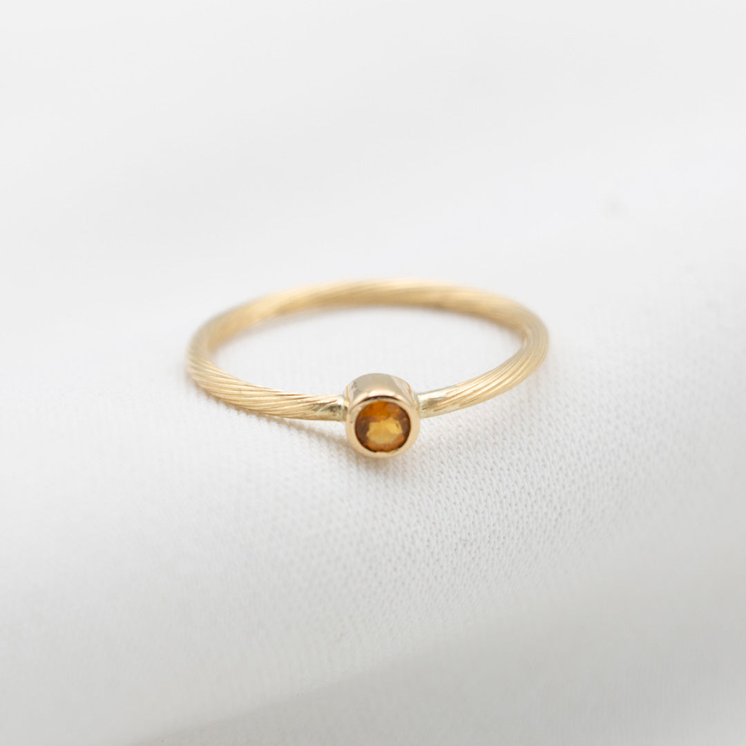 SORTIJA DE ORO 18K