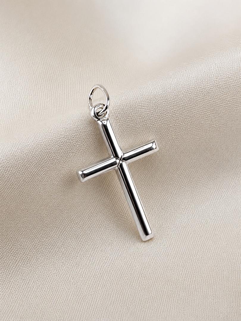 Dije de plata de cruz