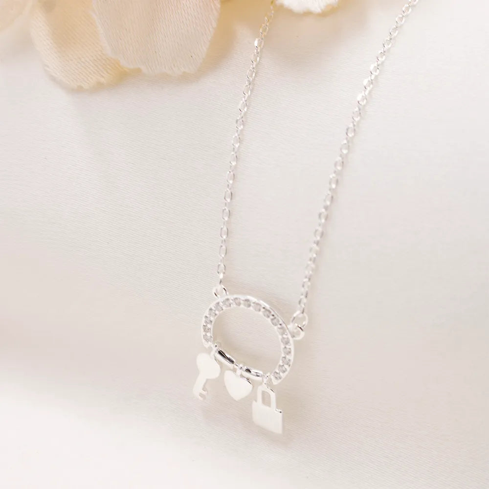 Collar de plata 