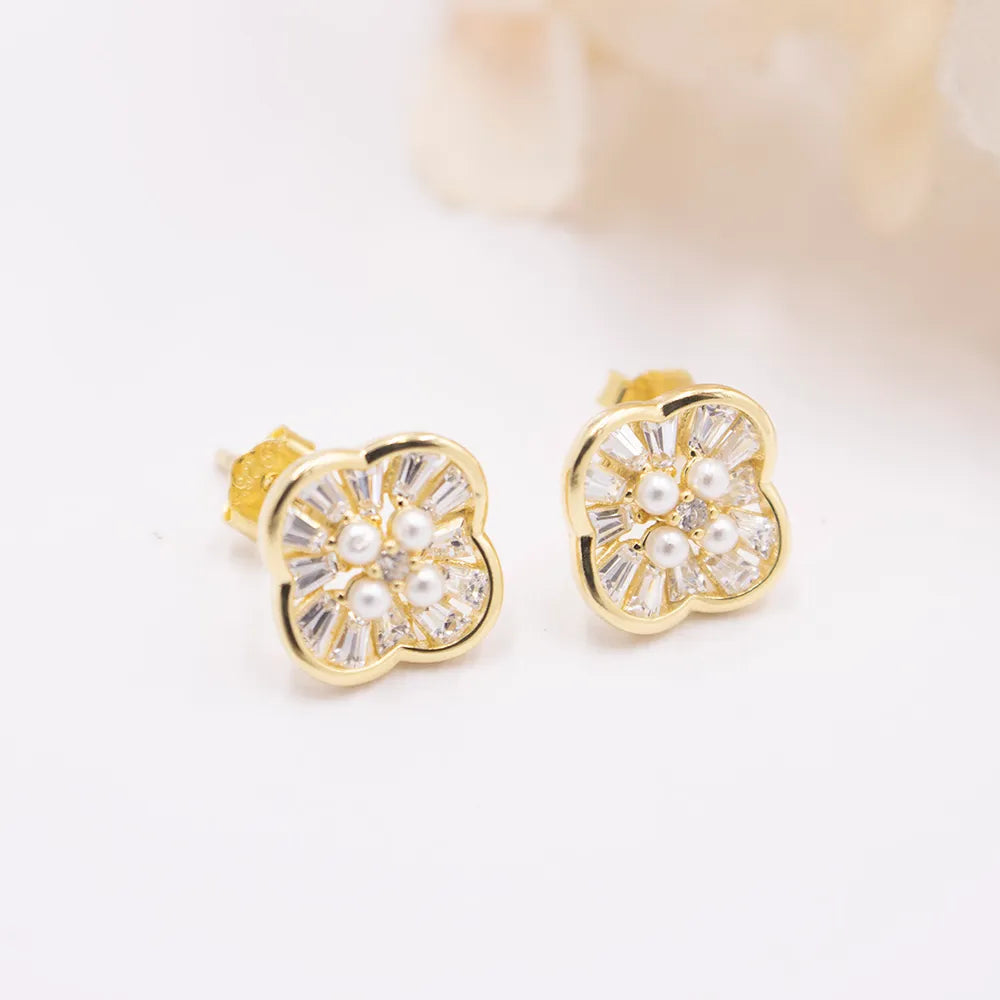 Aretes de plata enchapados en oro
