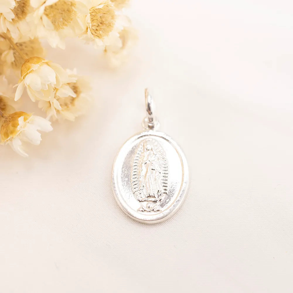 Dije Virgen de Guadalupe de plata 