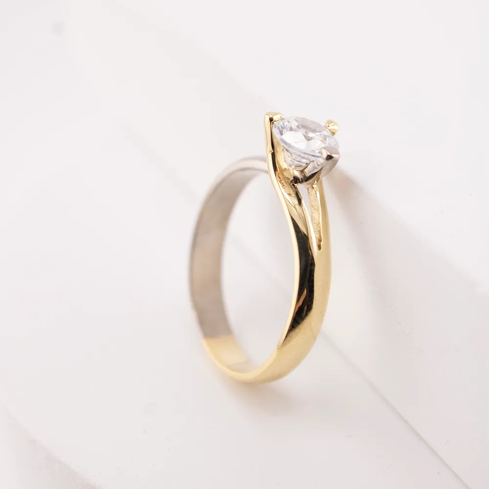 Sortija de compromiso de oro 18k