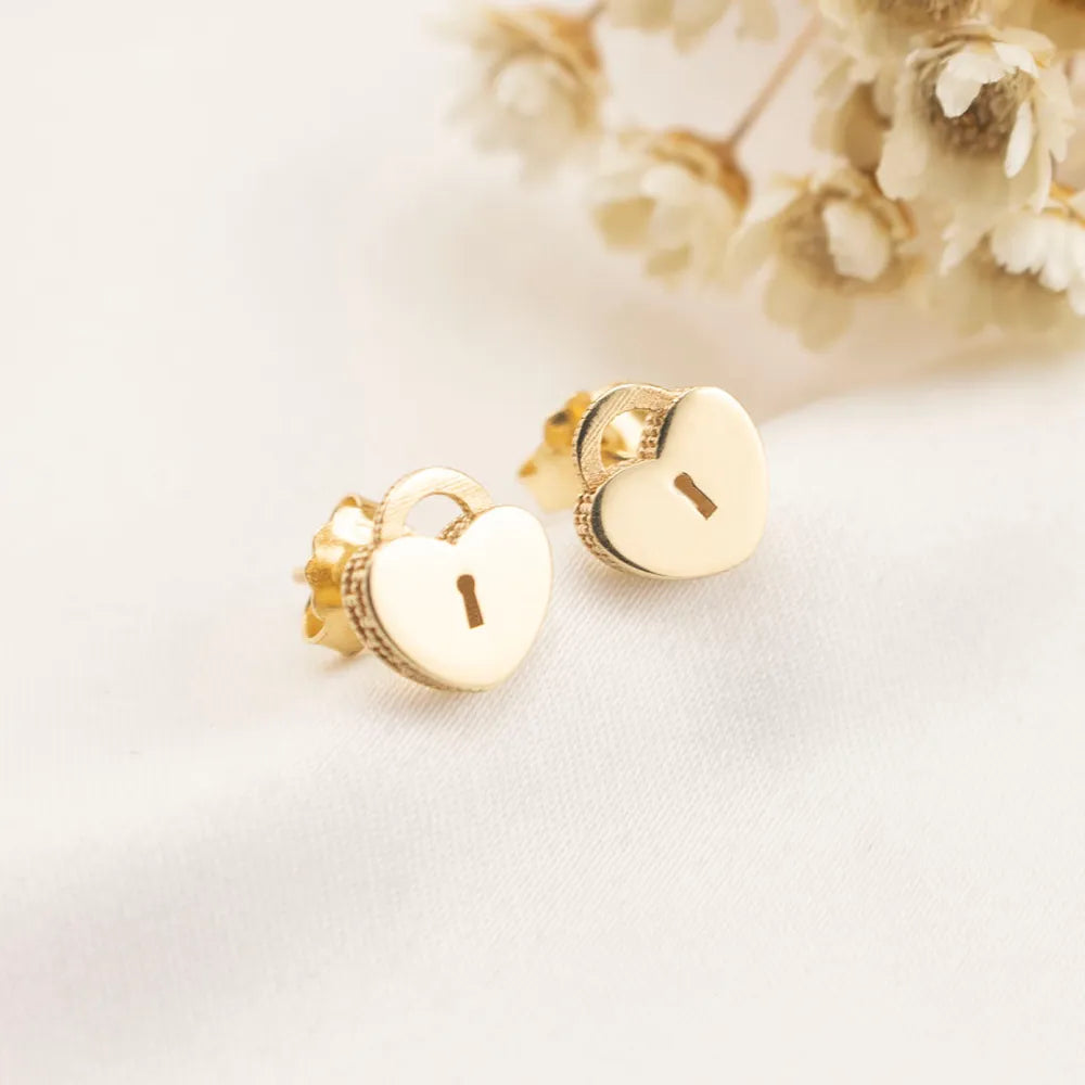 Aretes de oro 18k