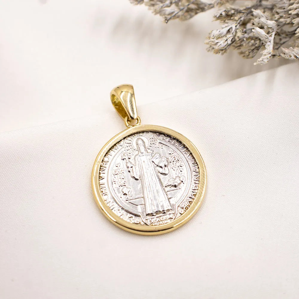 Dije San Benito de Oro 18k