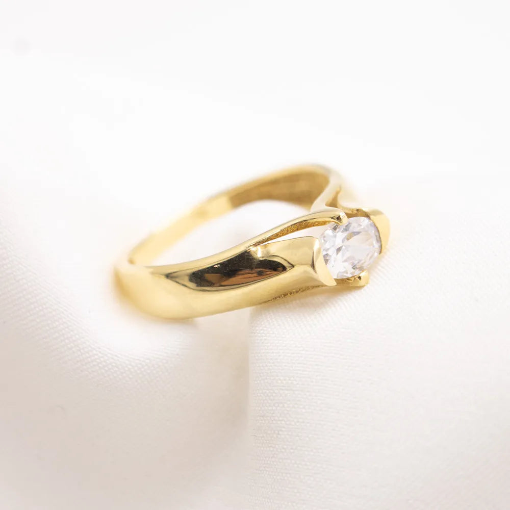 Sortija de compromiso de oro 18k