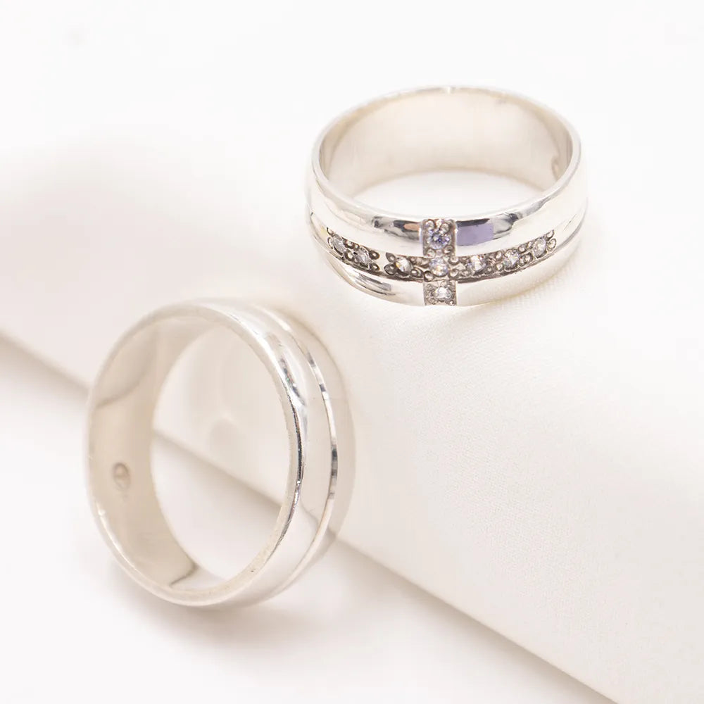 Aros de matrimonio de plata con zircones