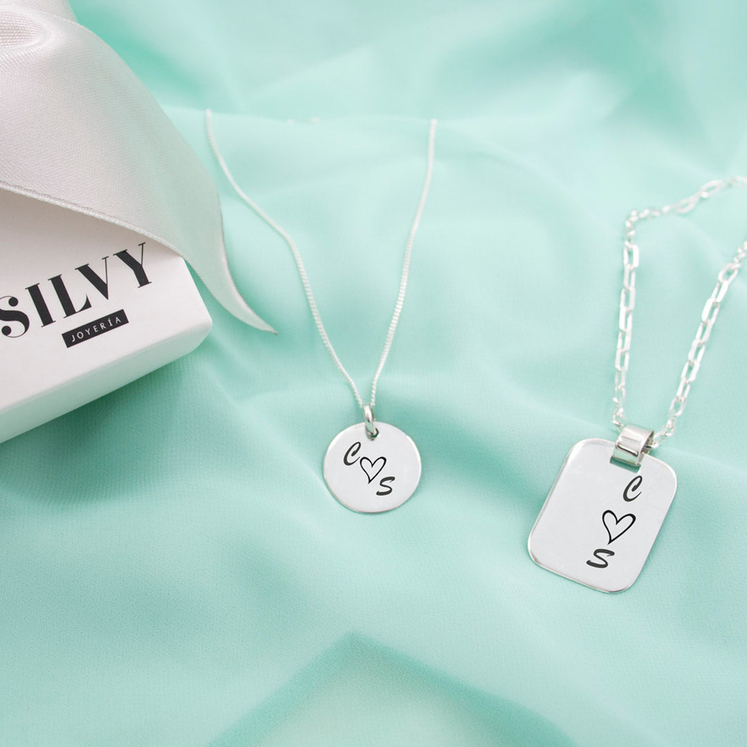 Cadena y dije de parejas