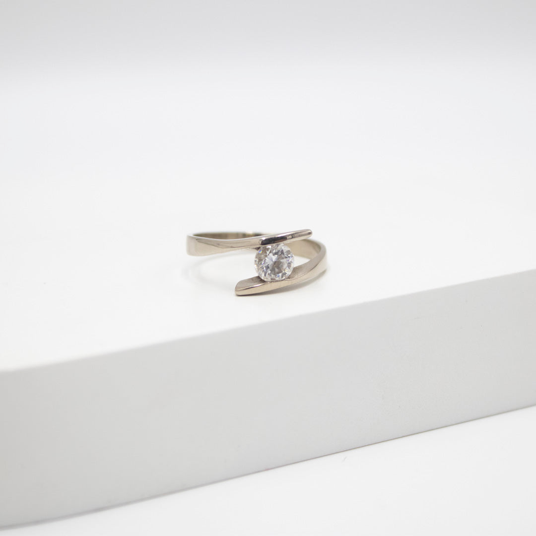 ANILLO DE COMPROMISO DE ORO 18K